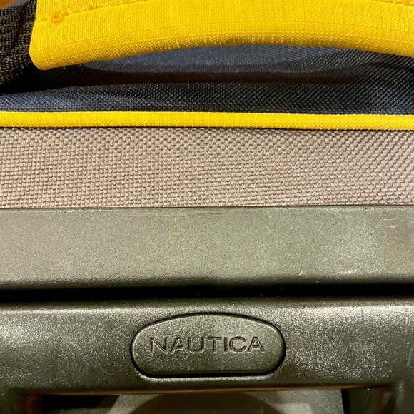 NAUTICA Submariner 22" Rolling Duffel bag - Picture 7 of 13